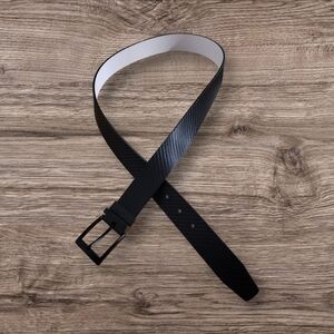 NIKE MENS CARBON FIBER TEXTURE REVERSIBLE BELT BLK/WHT SIZE: 36